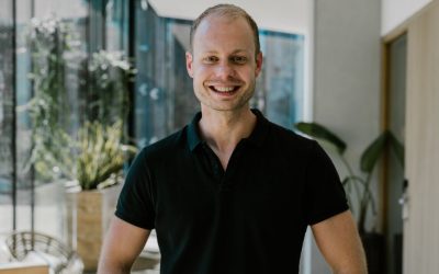 Tonny Loorbach: Bio, Betrouwbaarheid & Ervaringen